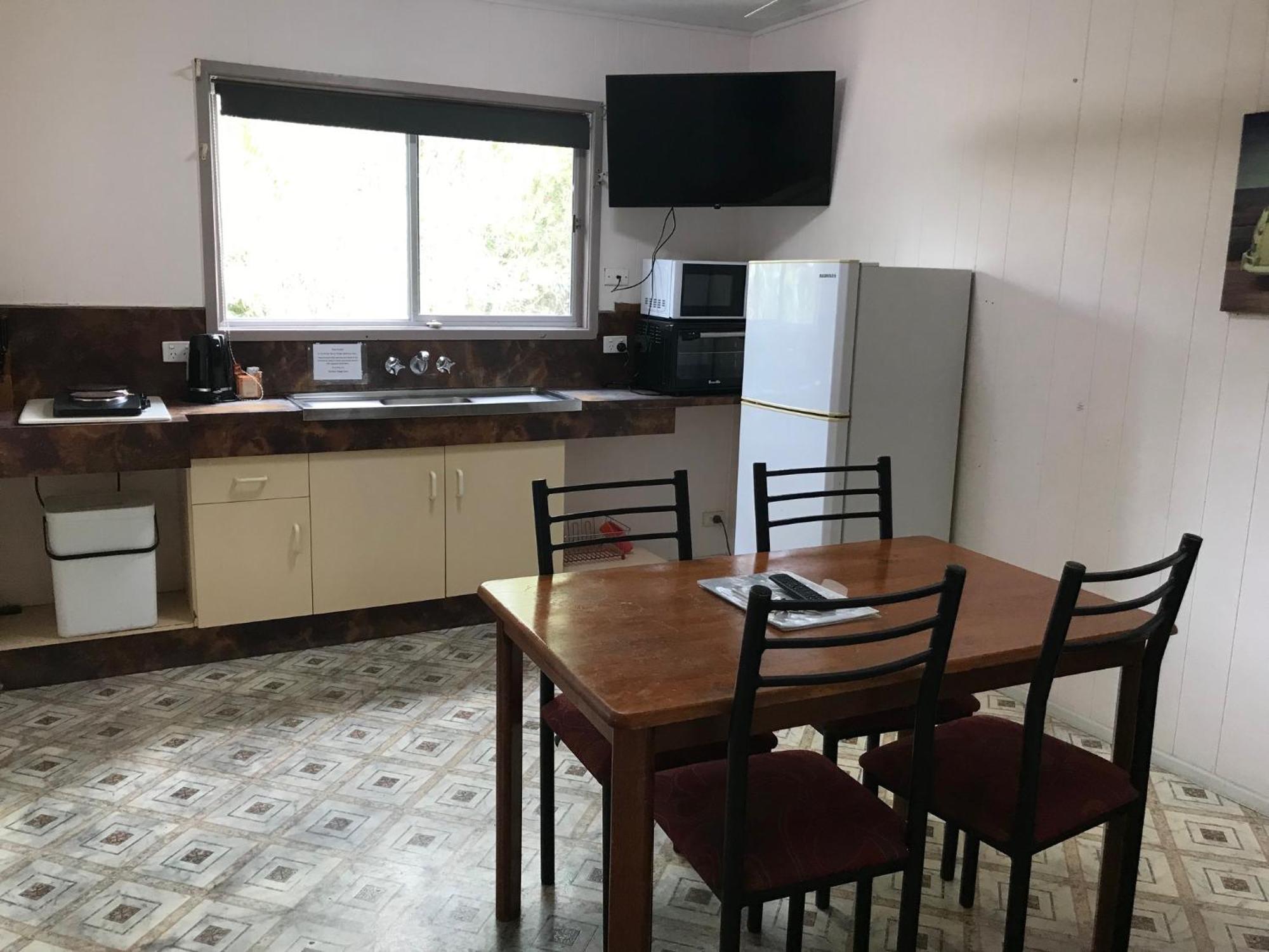 Bush Village Holiday Cabins Airlie Beach Luaran gambar