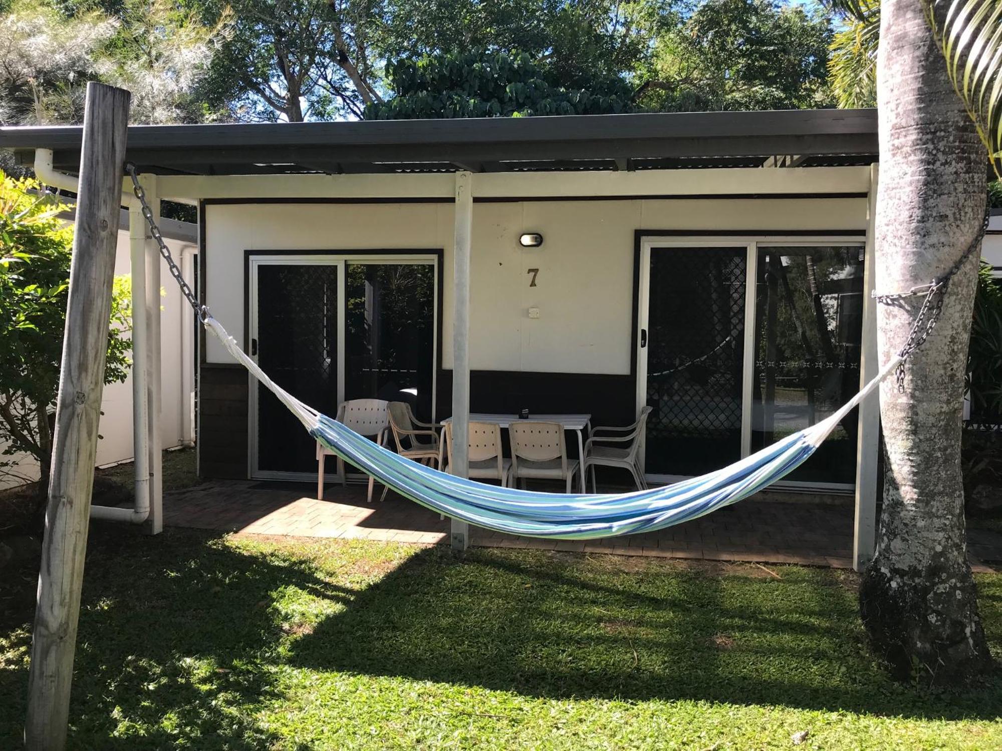 Bush Village Holiday Cabins Airlie Beach Luaran gambar
