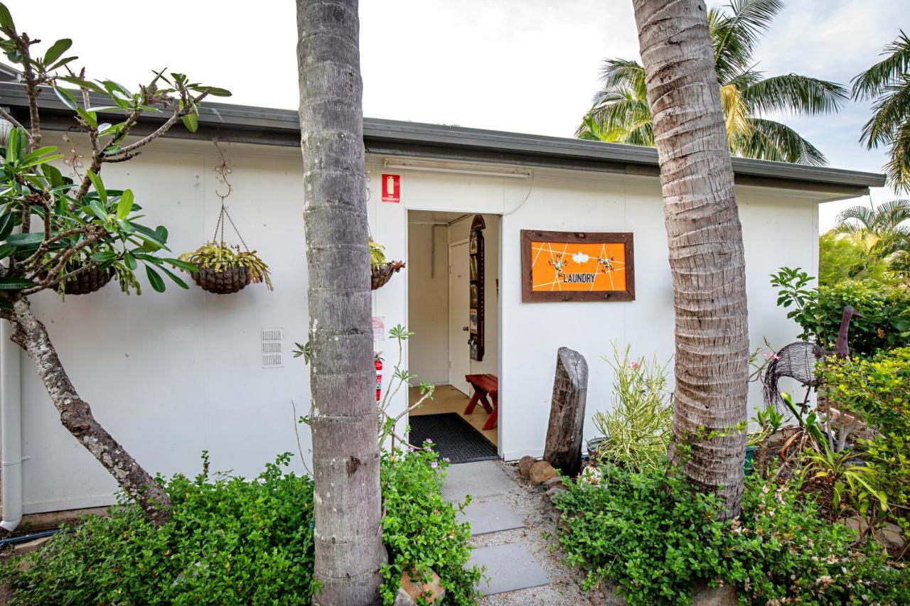 Bush Village Holiday Cabins Airlie Beach Luaran gambar